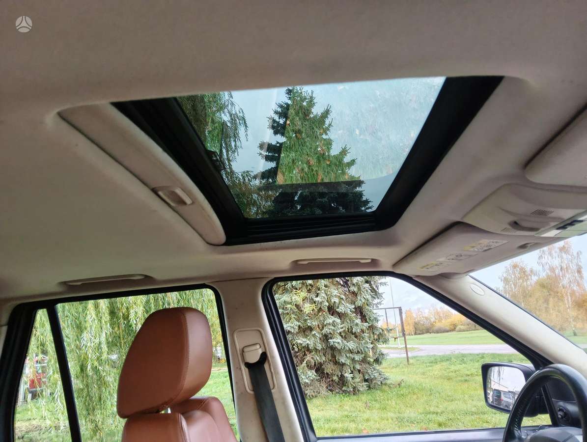Land Rover 2008 — photo 9