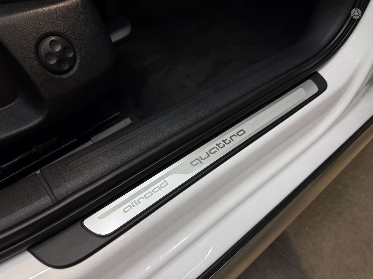 Audi A4 2015 — photo 10