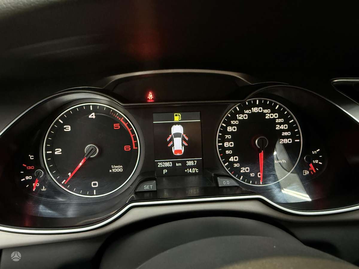 Audi A4 2015 — photo 13