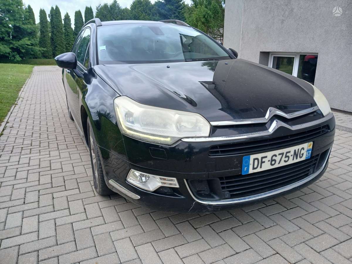 Citroen C5 2012 — rear view