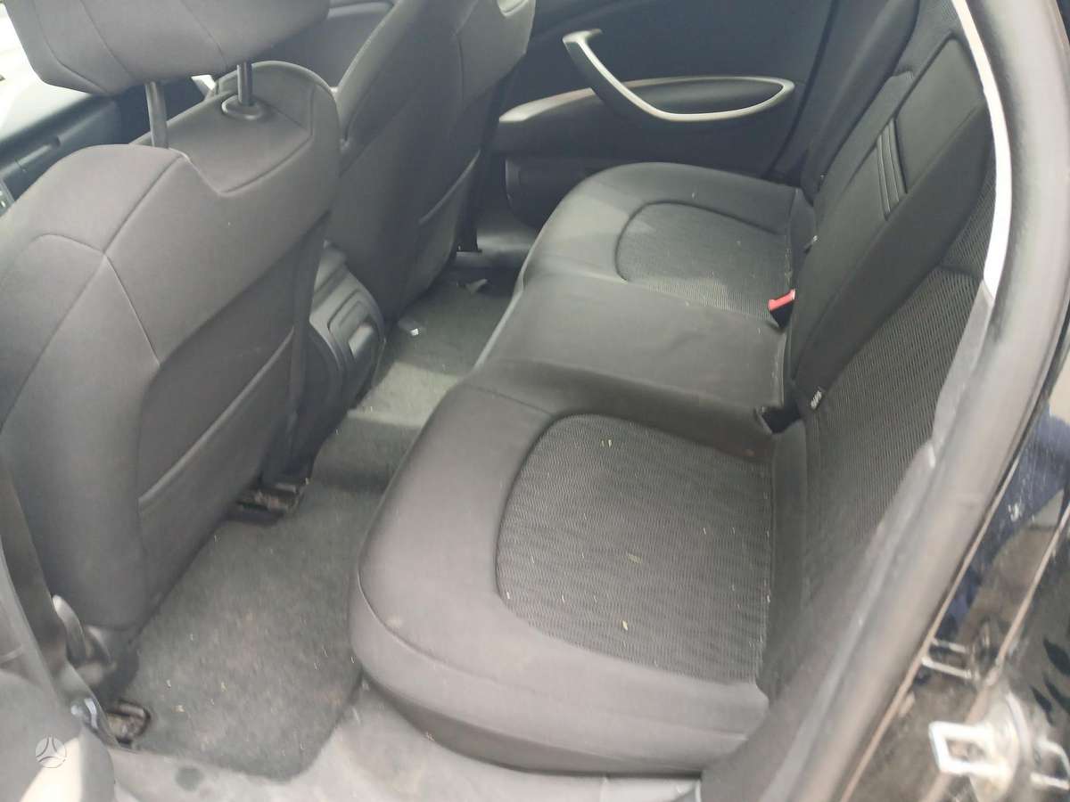 Citroen C5 2012 — photo 6