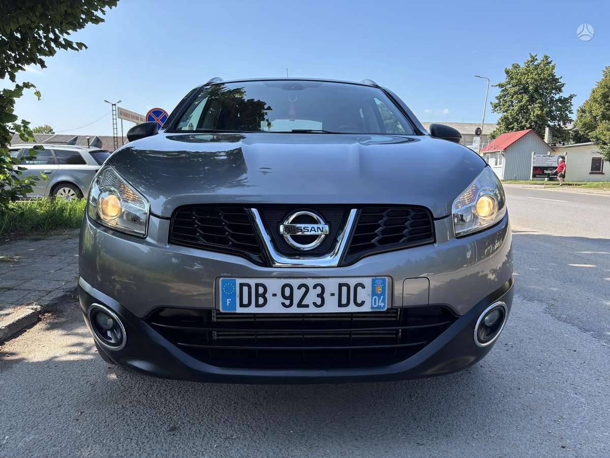 Nissan Qashqai 2013 — двигун 1598 cm³, 131 HP (96kW)