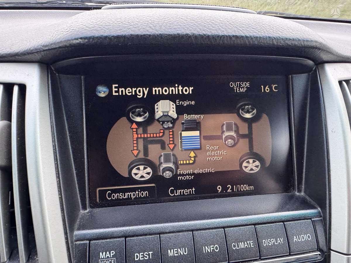 Lexus RX 2010 — photo 23
