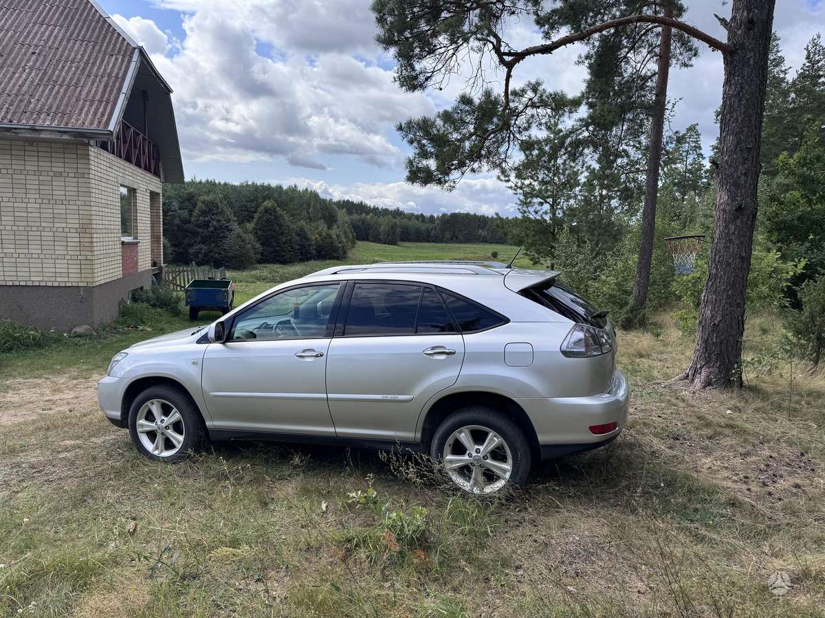 Lexus RX 2010 — engine 3311 cm³, 211 HP (155kW)