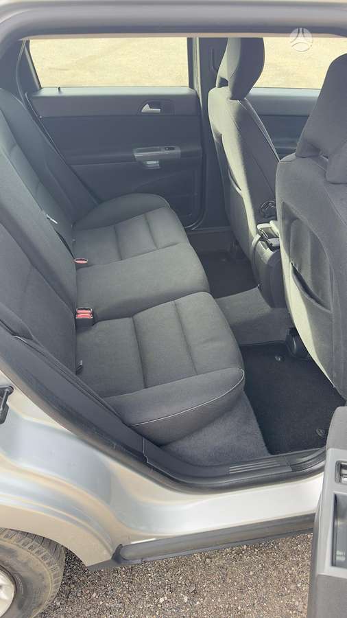 Volvo V50 2010 — photo 15