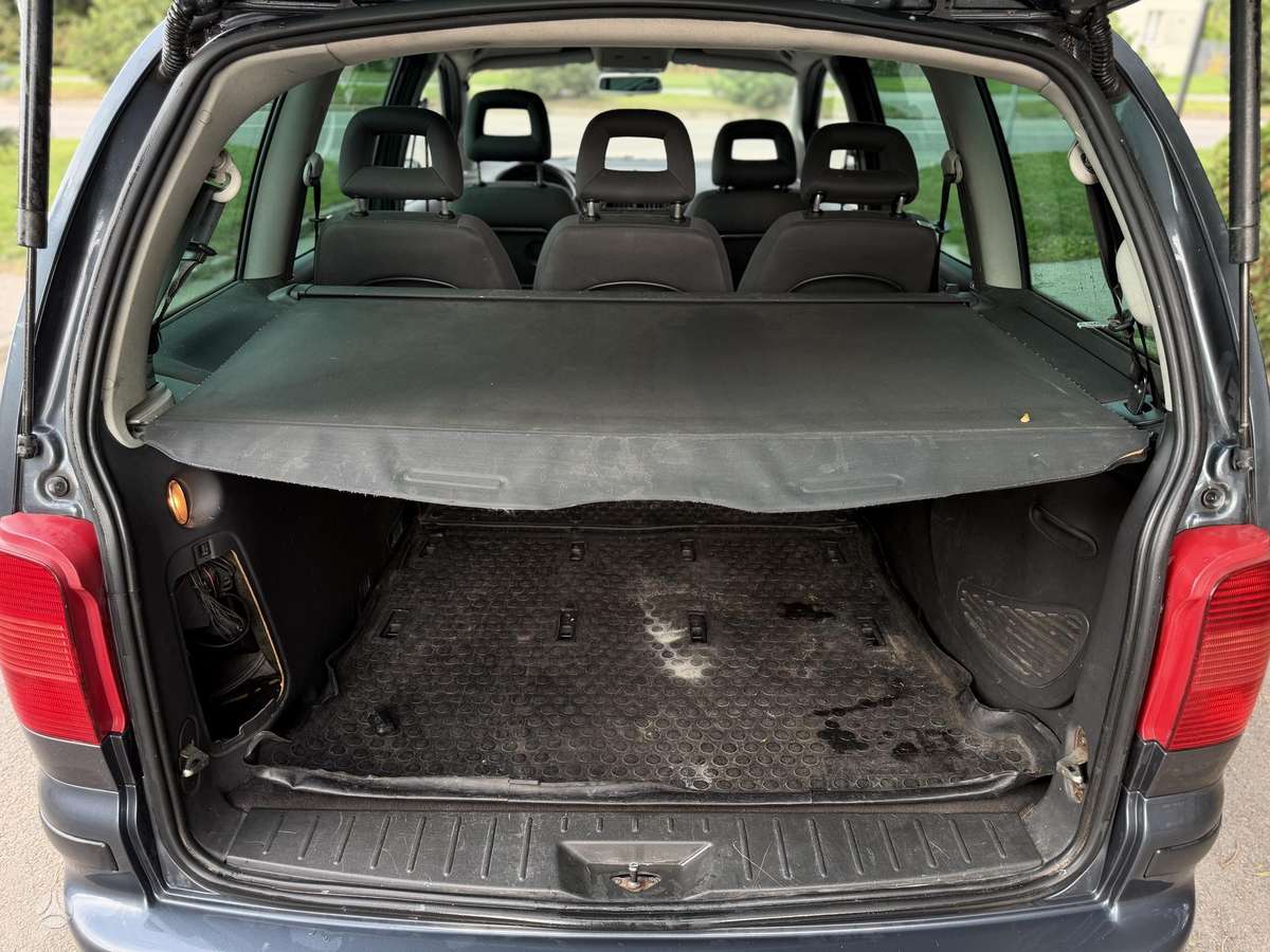 Seat Alhambra 2006 — photo 12