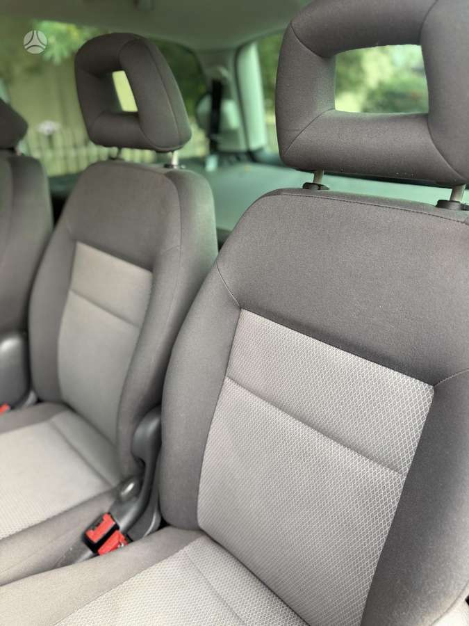 Seat Alhambra 2006 — photo 17