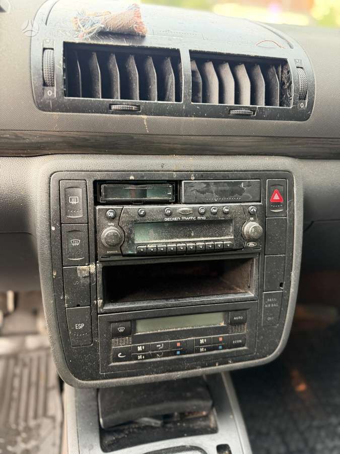 Seat Alhambra 2006 — photo 25
