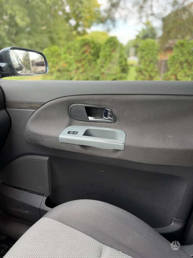 Seat Alhambra 2006 — photo 27