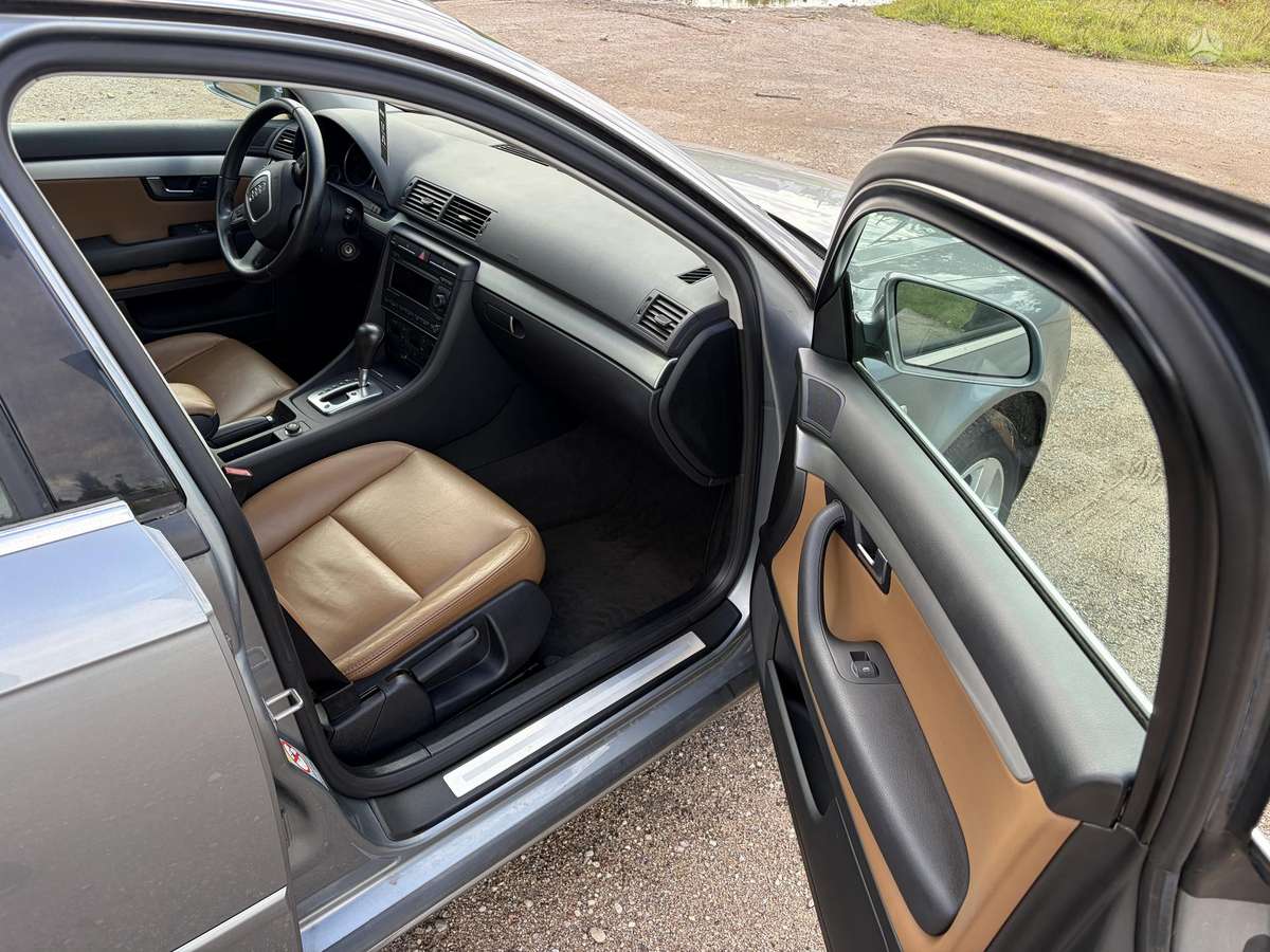 Audi A4 2007 — photo 10