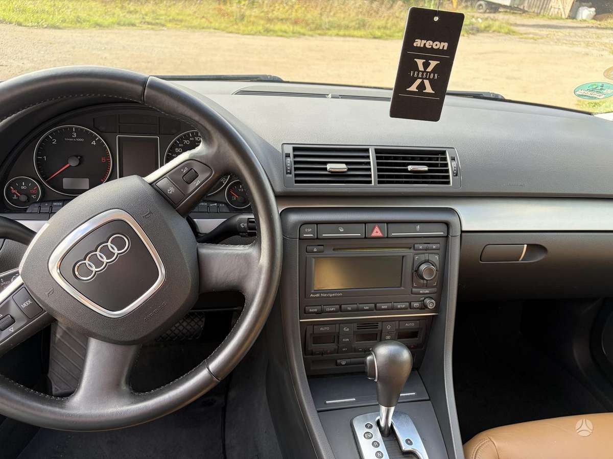 Audi A4 2007 — photo 14