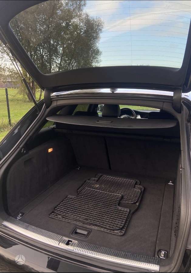 Audi A4 2009 — photo 10