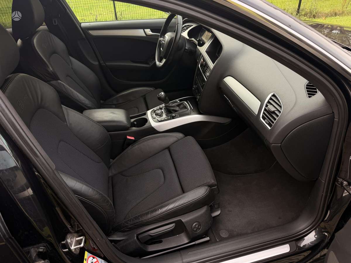 Audi A4 2009 — photo 6