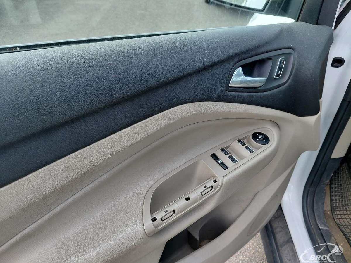 Ford C-MAX 2013 — фото 10