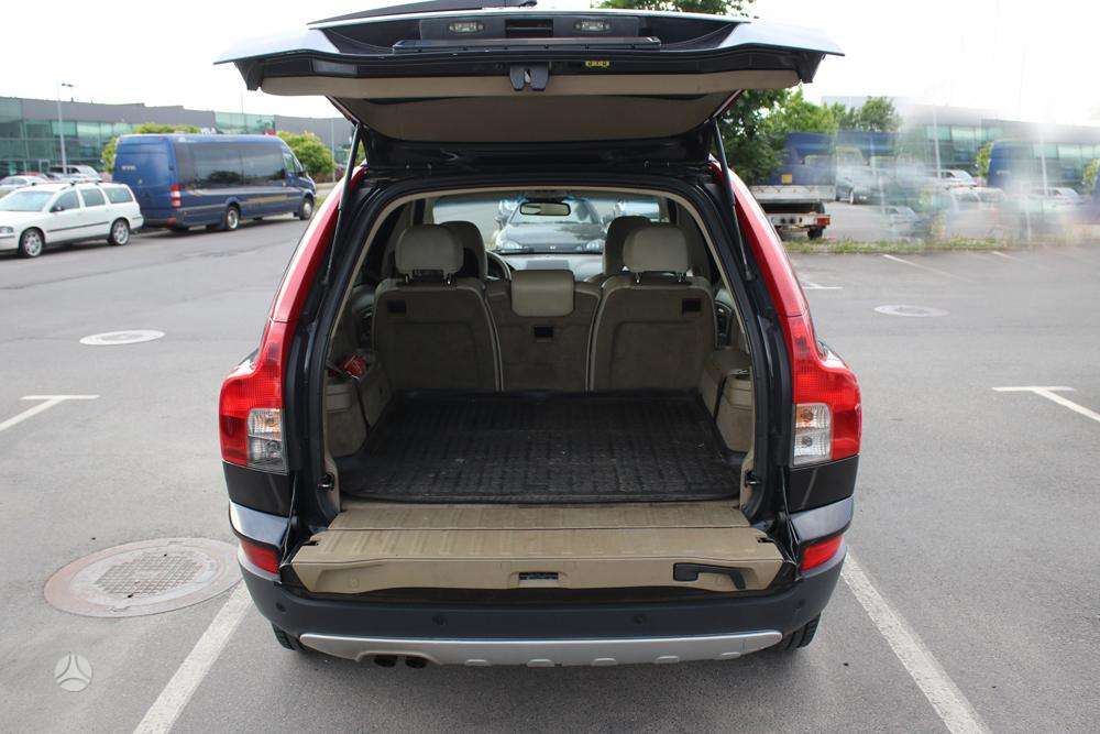 Volvo XC90 2007 — interior