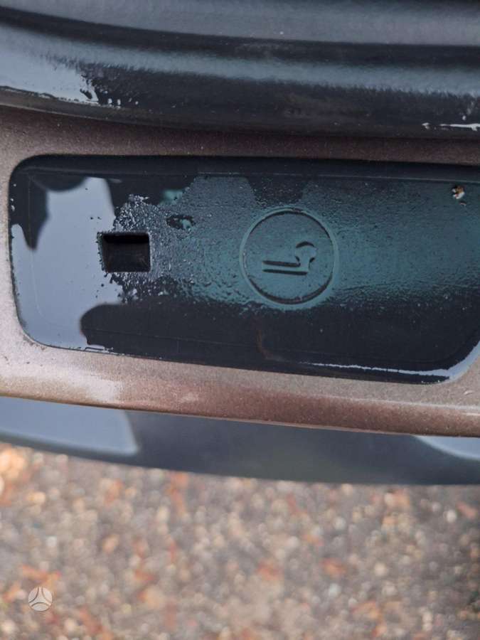 Volkswagen Tiguan 2012 — photo 10