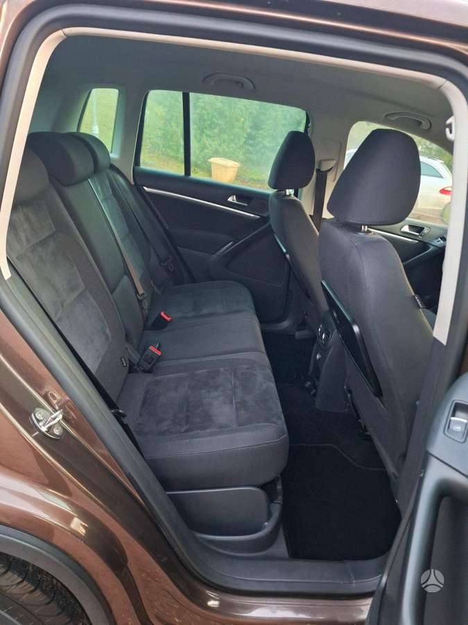 Volkswagen Tiguan 2012 — photo 19