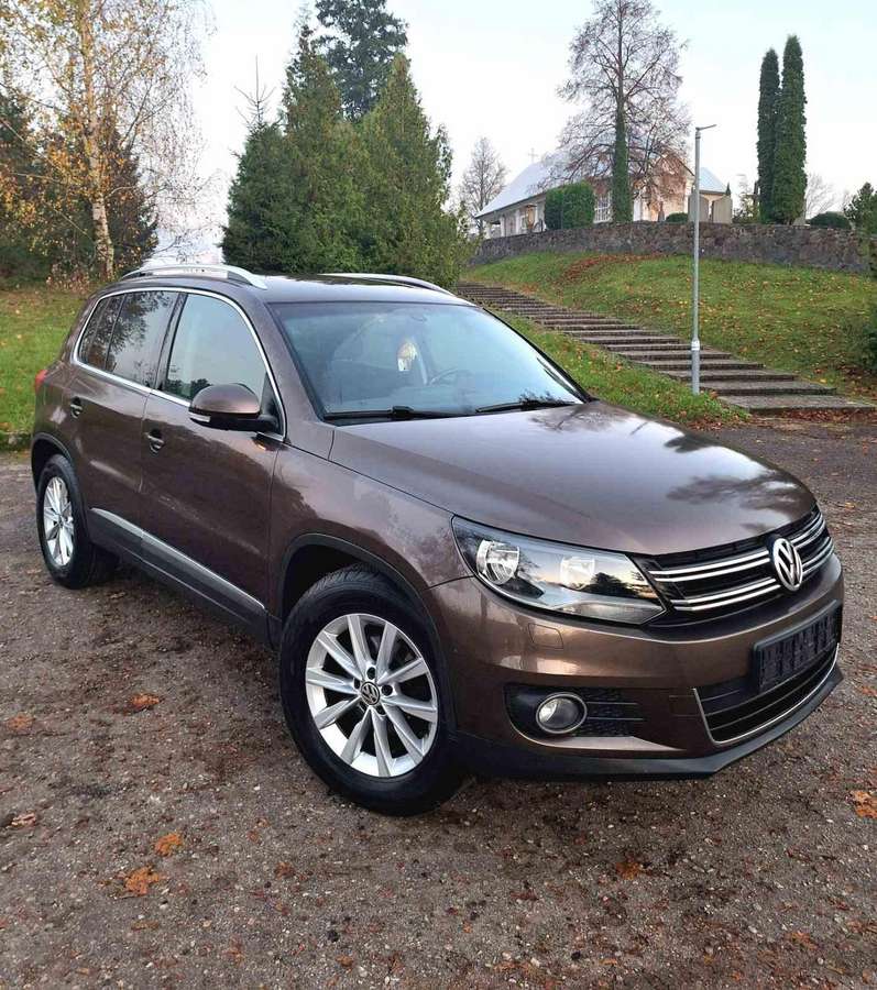 Volkswagen Tiguan 2012 — engine 1390 cm³, 160 HP (118kW)