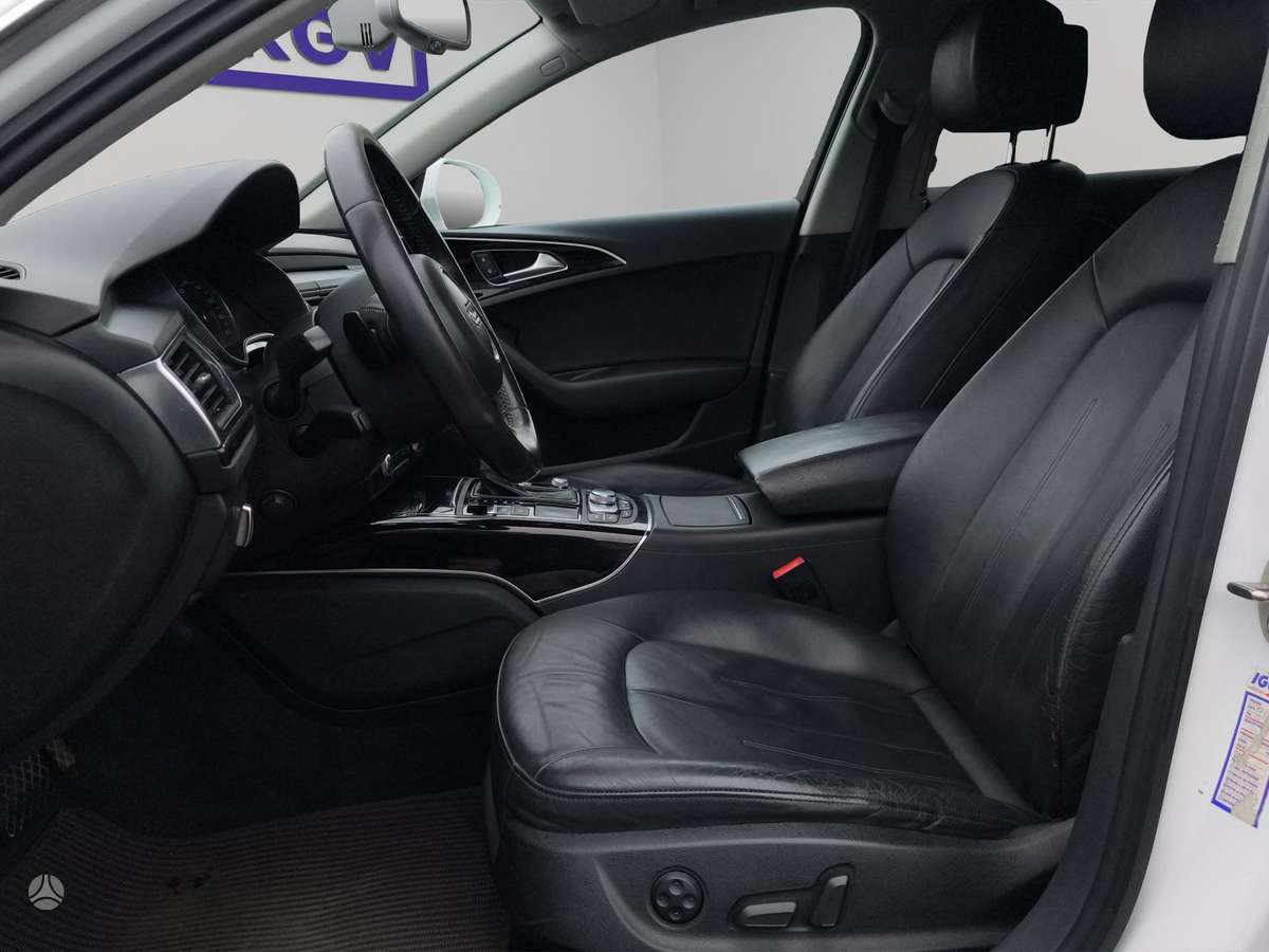 Audi A6 2012 — photo 13