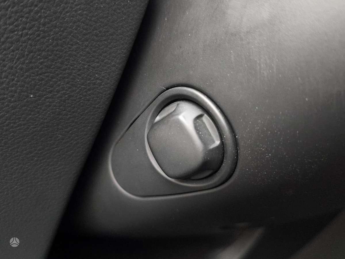 Audi A6 2012 — photo 16