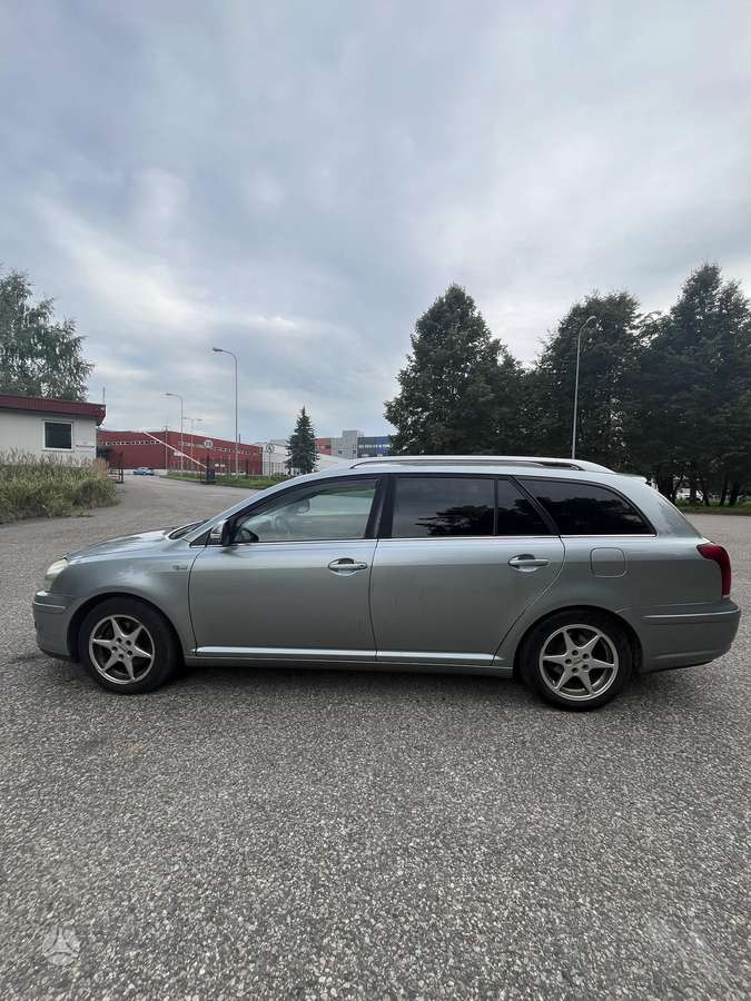 Toyota Avensis 2007 — двигун 1998 cm³, 126 HP (93kW)