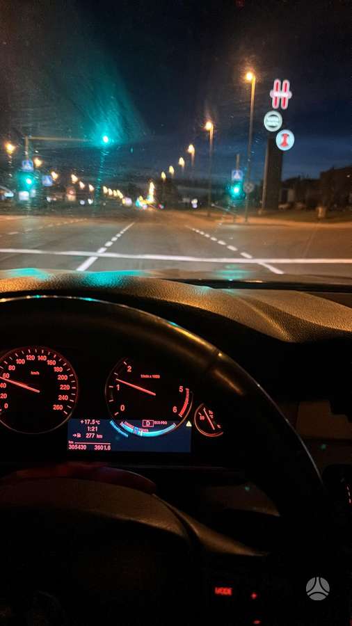 BMW 525 2013 — photo 5