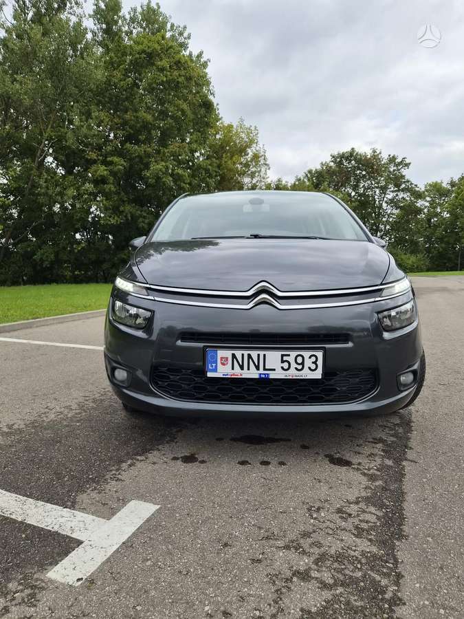 Citroen C4 2015 — interior