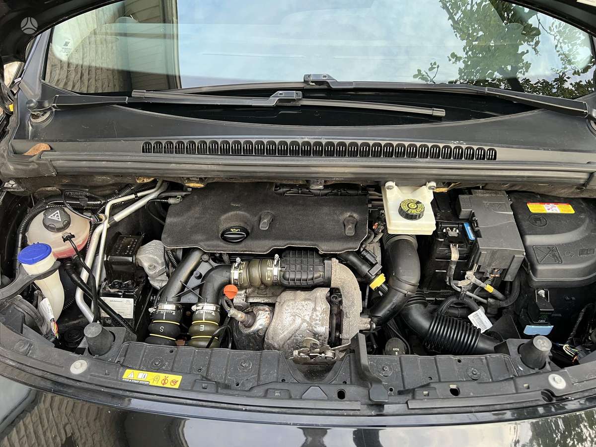 Peugeot 3008 2015 — photo 17