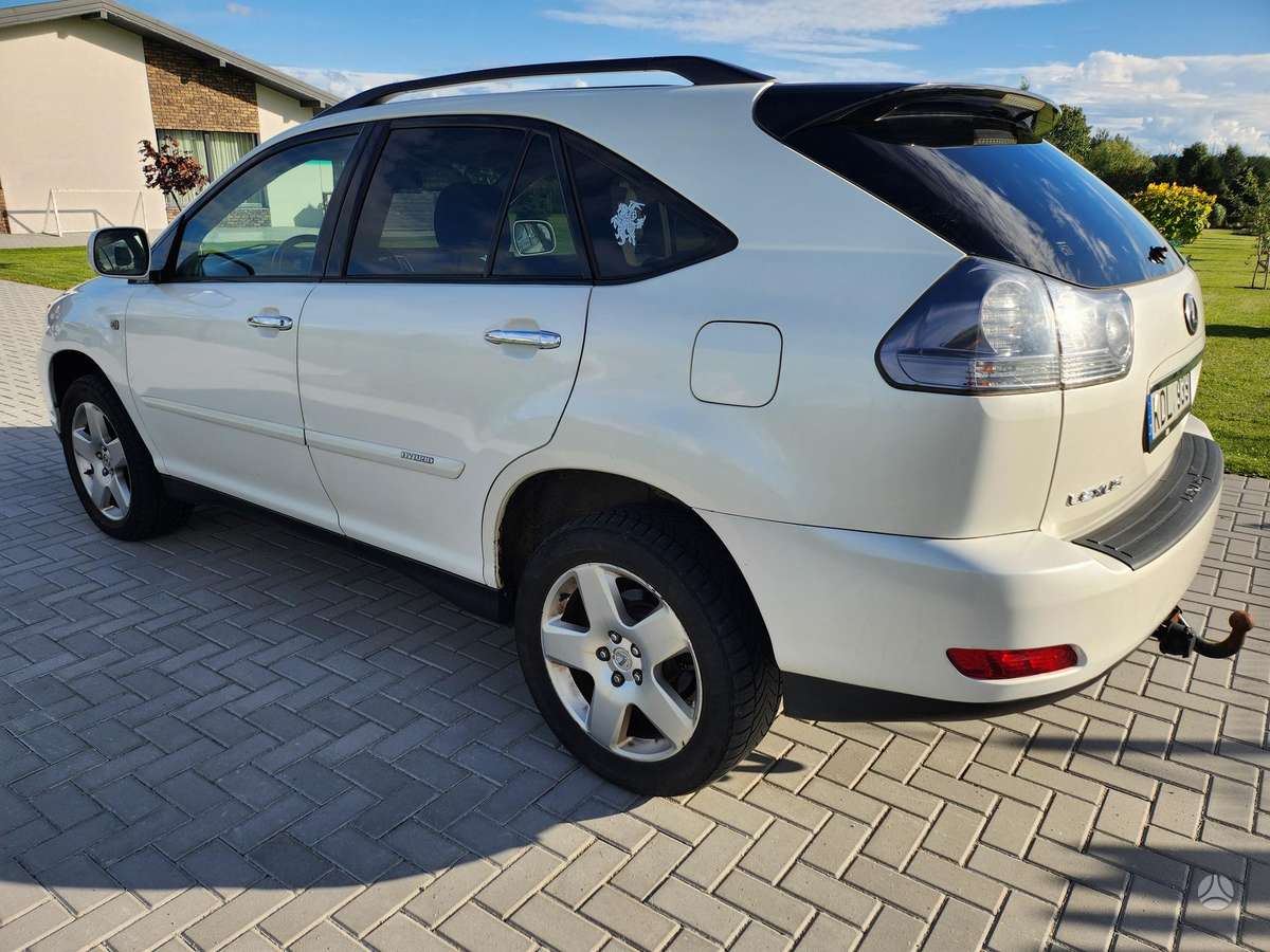 Lexus RX 2008 — салон