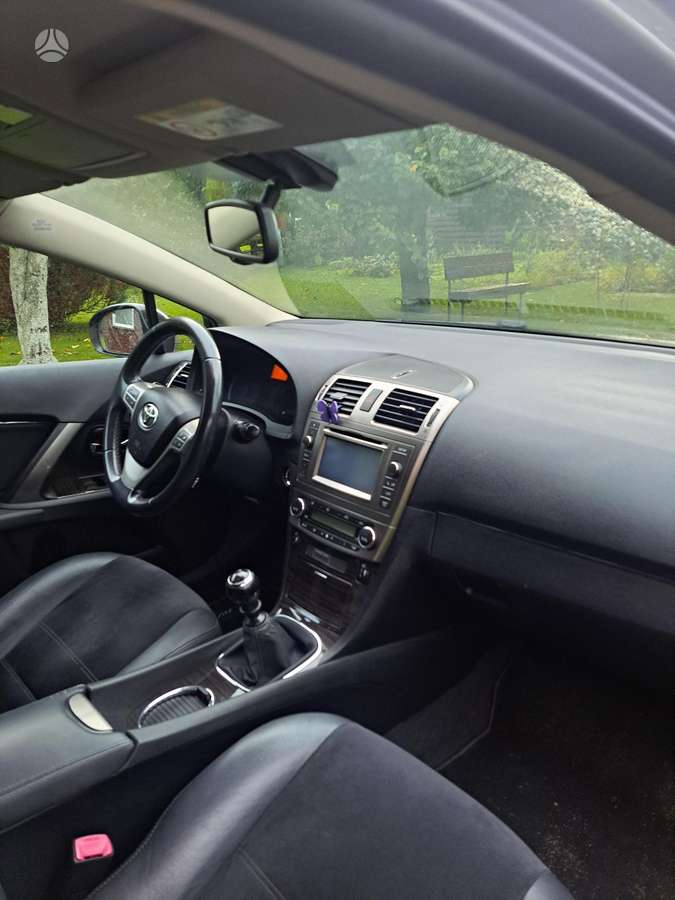 Toyota Avensis 2014 — photo 6