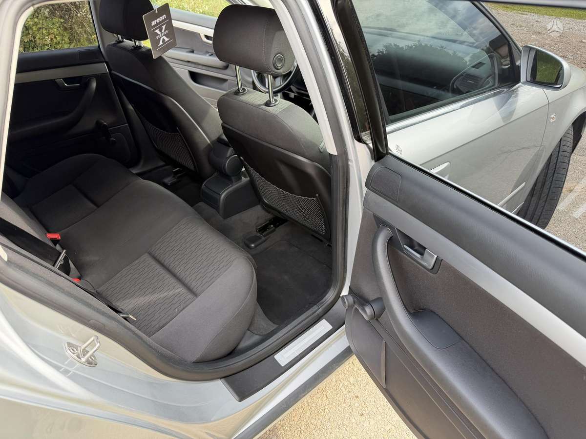 Audi A4 2007 — photo 13