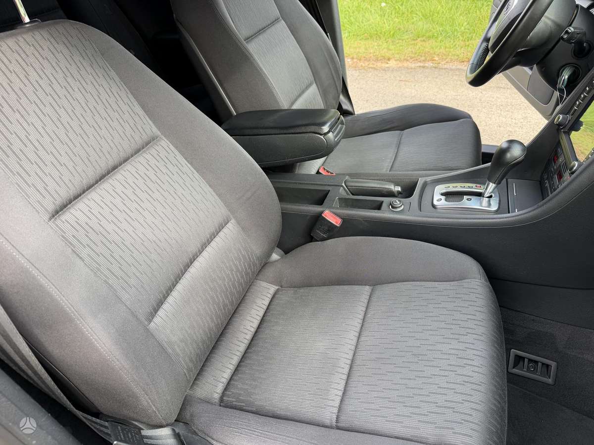Audi A4 2007 — photo 15