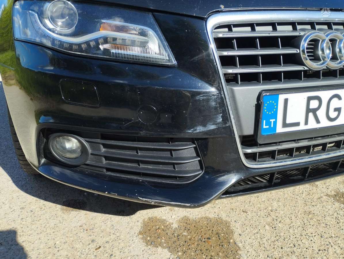 Audi A4 2011 — photo 15