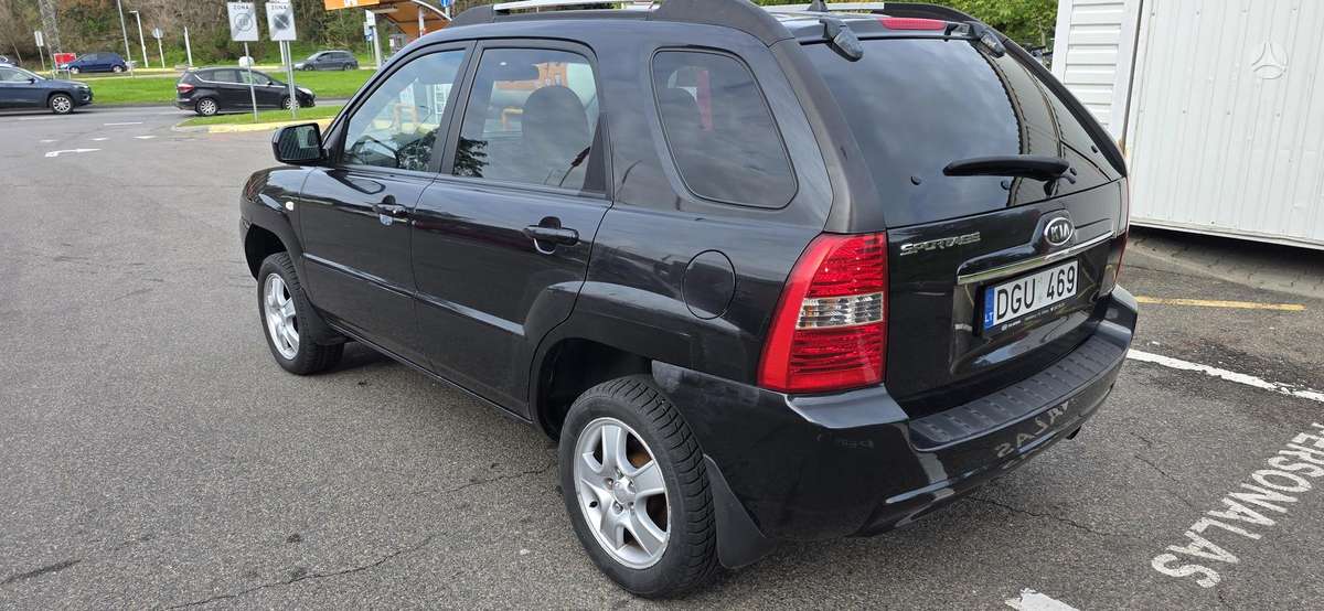 Kia Sportage 2007 — rear view