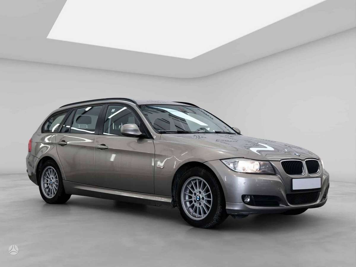 BMW 320 2010 — engine 2000 cm³, 143 HP (105kW)