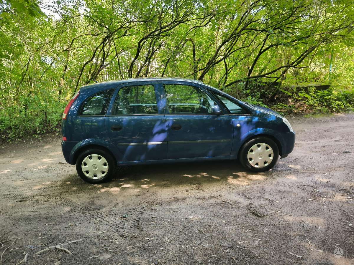 Opel Meriva 2004 — interior