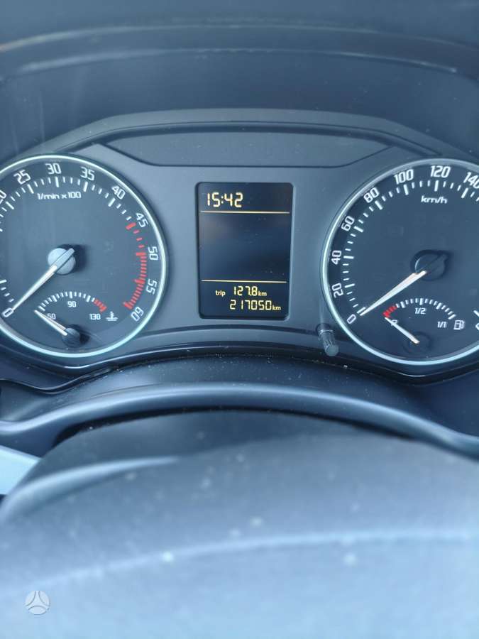 Skoda Octavia 2009 — photo 8