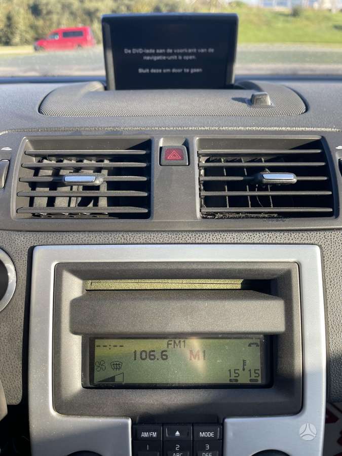 Volvo V50 2012 — photo 19