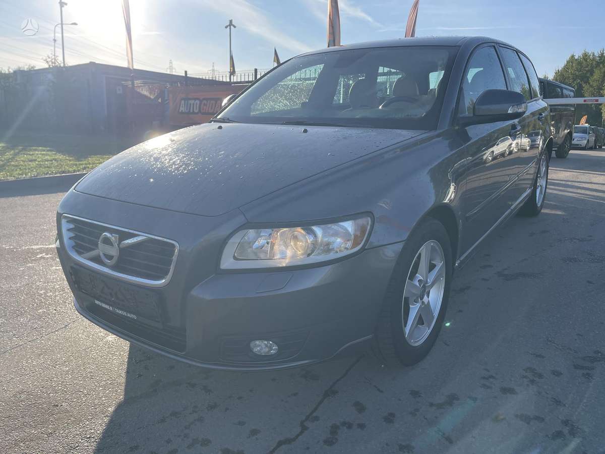 Volvo V50 2012 — photo 5