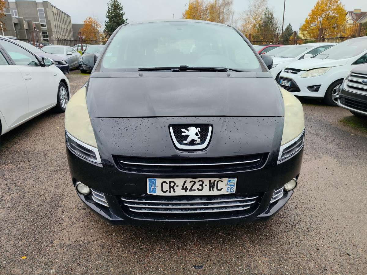 Peugeot 5008 2013 — двигун 1560 cm³, 114 HP (84kW)