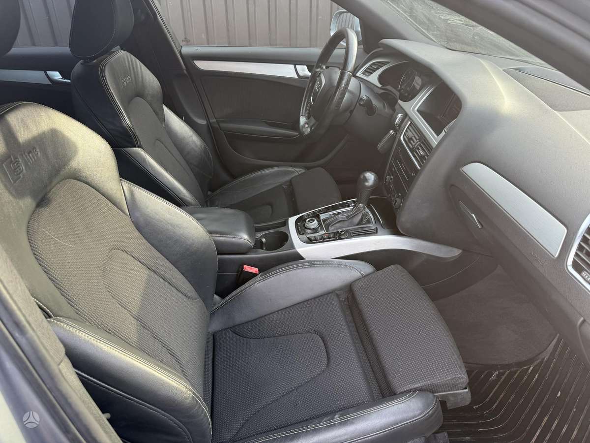 Audi A4 2011 — photo 13