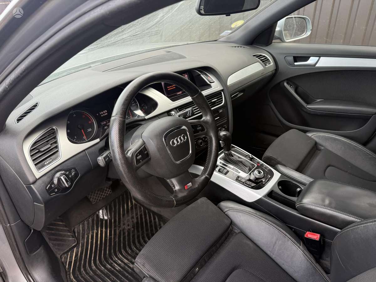 Audi A4 2011 — photo 9