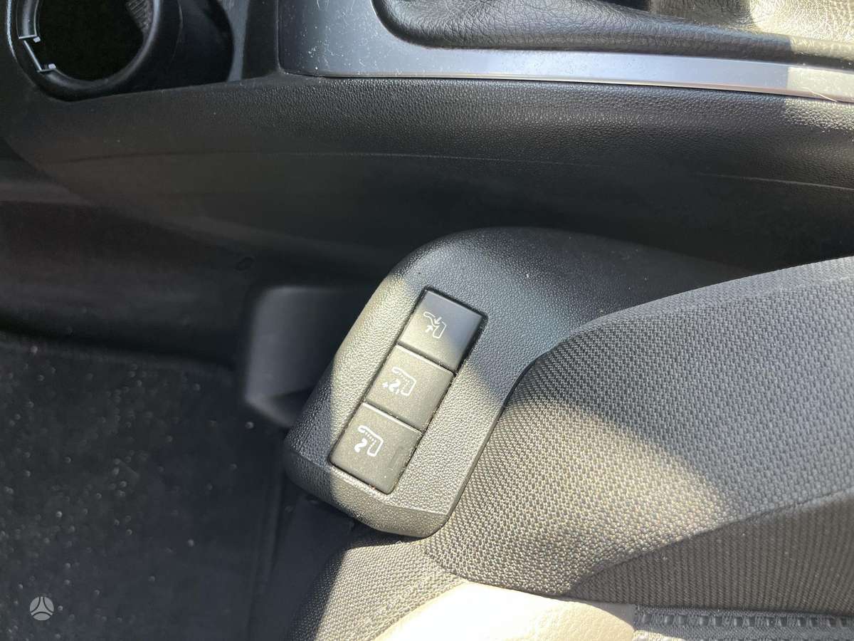 Citroen Grand 2013 — photo 17