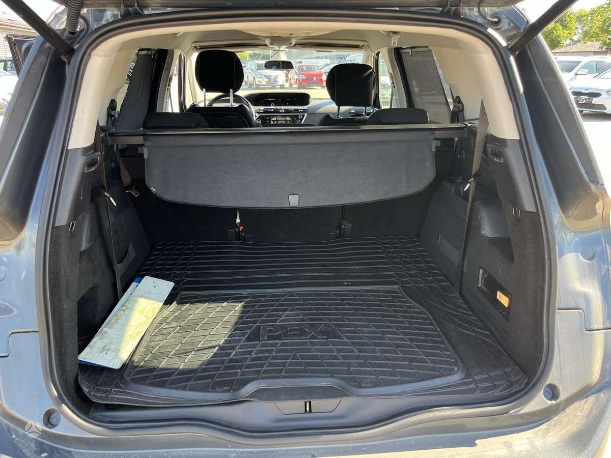 Citroen Grand 2013 — photo 21