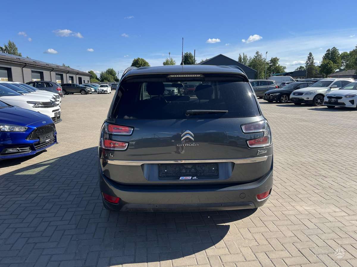 Citroen Grand 2013 — photo 9