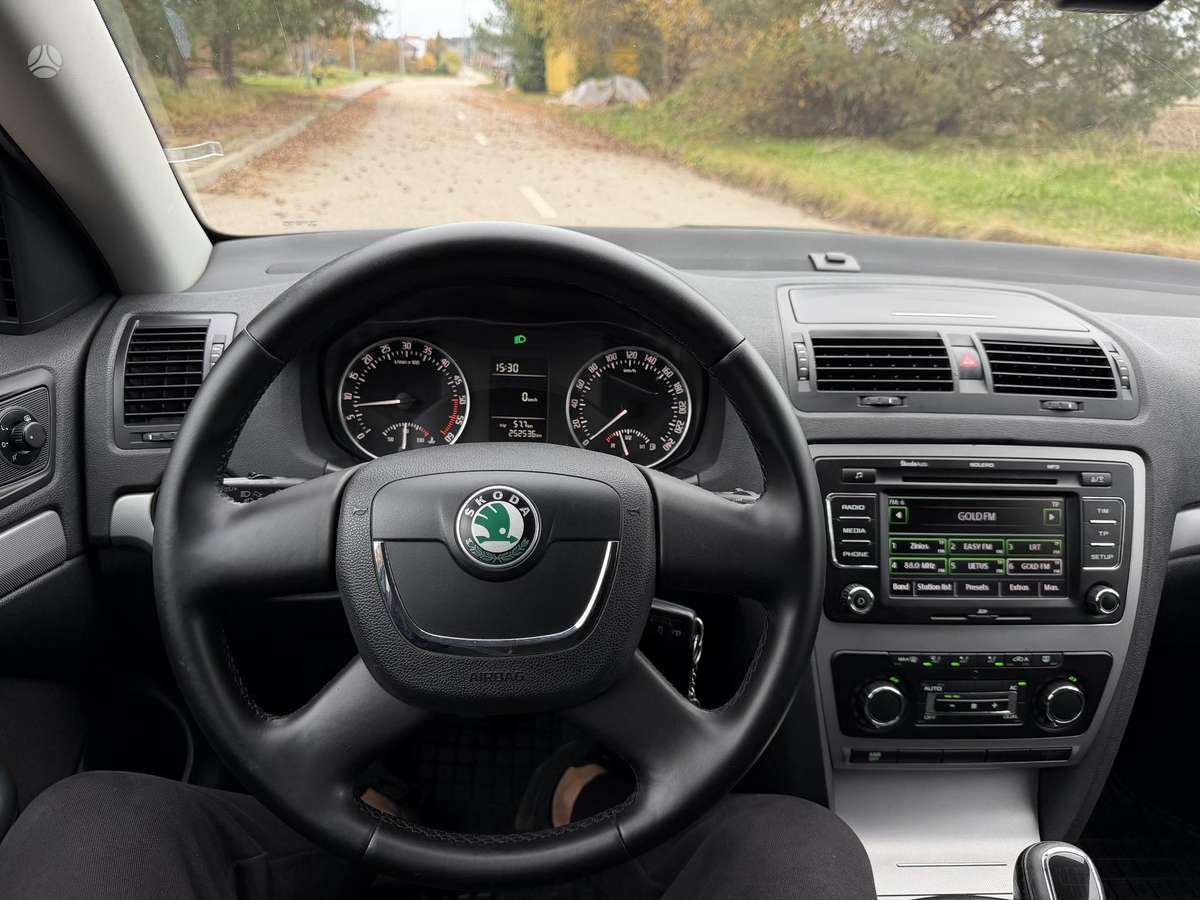 Skoda Octavia 2012 — photo 15
