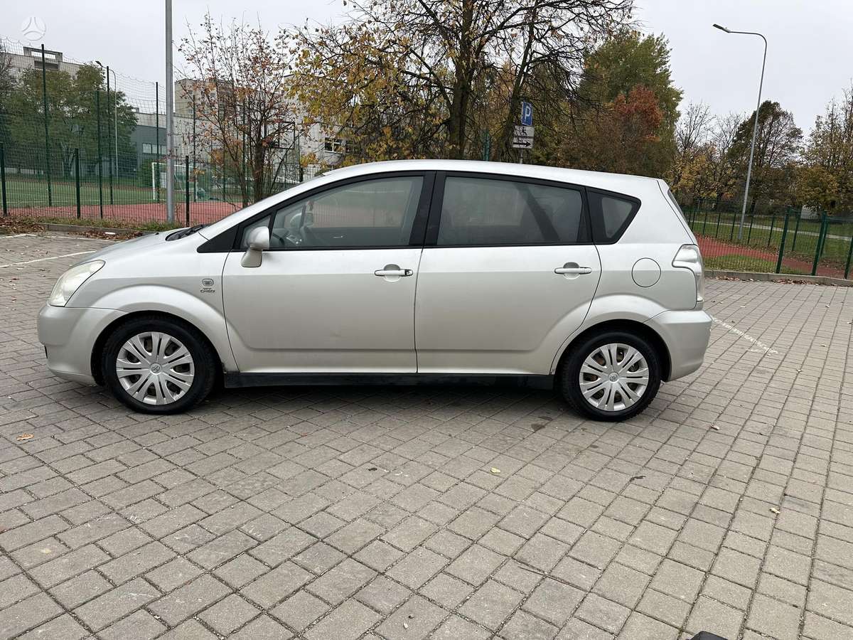 Toyota Corolla 2005 — photo 8