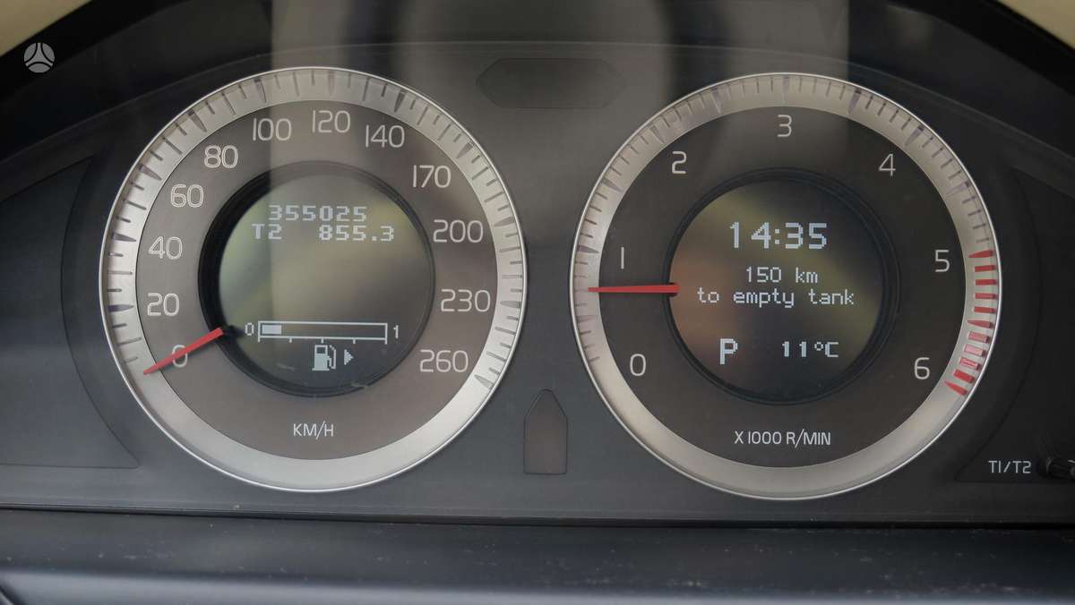 Volvo XC70 2009 — photo 14