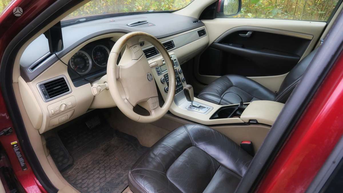 Volvo XC70 2009 — photo 9
