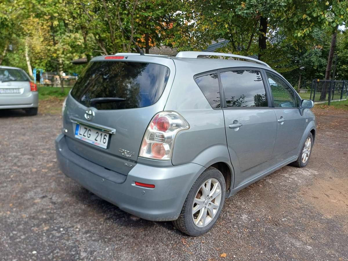 Toyota Corolla 2009 — photo 10